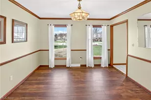 218 Wells Ct, Euclid, OH 44132 - Photo 4