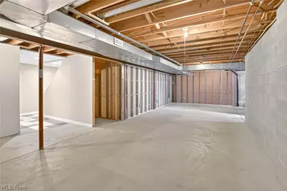 218 Wells Court, Euclid, OH 44132 - Photo 30