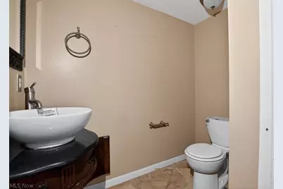 6740 Bridgestone Circle NE, Canton, OH 44721 - Photo 22