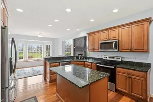 317 E Edinburgh Dr, Highland Heights, OH 44143 - Photo 20