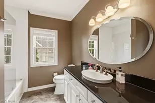 317 E Edinburgh Dr, Highland Heights, OH 44143 - Photo 28