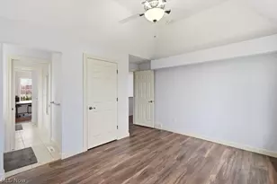 317 E Edinburgh Dr, Highland Heights, OH 44143 - Photo 40