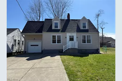 38462 S Beachview Road, Willoughby, OH 44094 - Photo 1