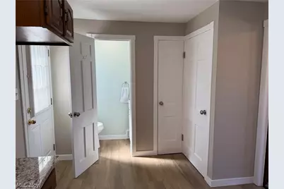 38462 S Beachview Road, Willoughby, OH 44094 - Photo 8