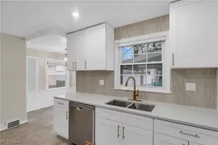 4182 Silsby Rd, University Heights, OH 44118 - Photo 24