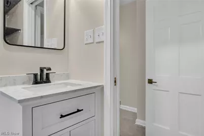 4182 Silsby Road, University Heights, OH 44118 - Photo 38