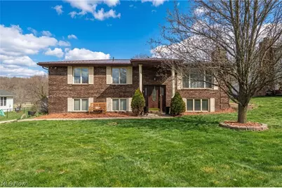 5326 Hillsboro Avenue SE, Canton, OH 44707 - Photo 1