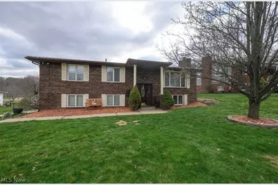 5326 Hillsboro Avenue SE, Canton, OH 44707 - Photo 2