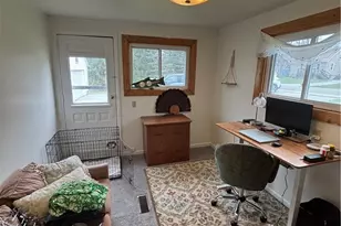 10526 Florida St, Aurora, OH 44202 - Photo 6