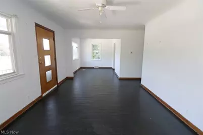 126 Ohio Street, Mingo Junction, OH 43938 - Photo 6