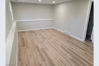 38136 Parkway Boulevard, Willoughby, OH 44094 - Photo 22