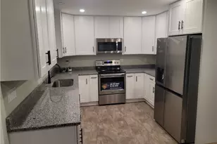 38136 Parkway Blvd, Willoughby, OH 44094 - Photo 2