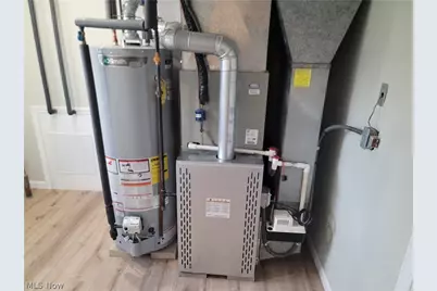 38136 Parkway Boulevard, Willoughby, OH 44094 - Photo 30