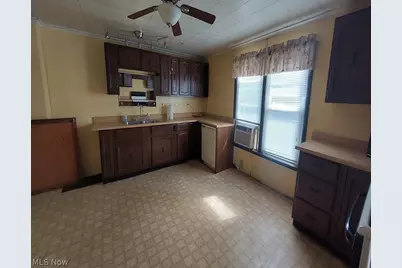 307 Freeman Street, Toronto, OH 43964 - Photo 6