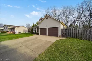 5271 Dolores Street SW, Canton, OH 44706 - Photo 12