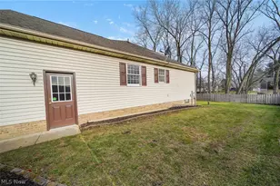 5271 Dolores Street SW, Canton, OH 44706 - Photo 6