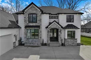 26650 Hurlingham Rd, Beachwood, OH 44122 - Photo 2