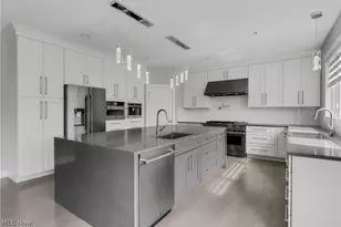 26650 Hurlingham Rd, Beachwood, OH 44122 - Photo 12