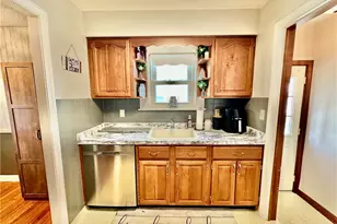 287 E 330th St, Willowick, OH 44095 - Photo 12