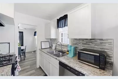 5246 Philip Avenue, Loveland, OH 44137 - Photo 6