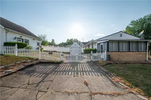 2101 Cherry Hill Ave, Youngstown, OH 44509 - Photo 4