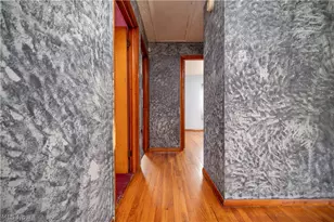 2101 Cherry Hill Ave, Youngstown, OH 44509 - Photo 16