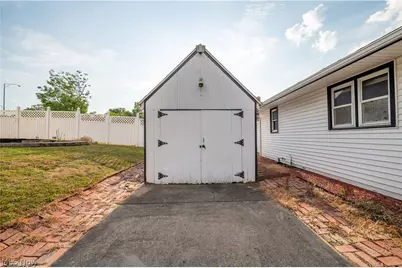 2101 Cherry Hill Avenue, Youngstown, OH 44509 - Photo 50