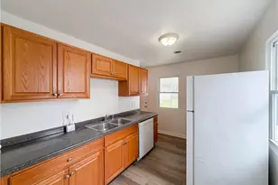 409 Wesley Ave, Elyria, OH 44035 - Photo 2