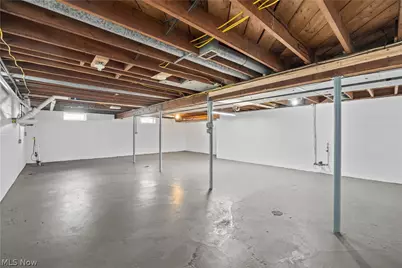 239 Habant Drive, Amherst, OH 44001 - Photo 16