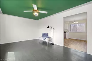 239 Habant Dr, Amherst, OH 44001 - Photo 2