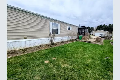 592 Sandtrap Circle, Painesville, OH 44077 - Photo 6