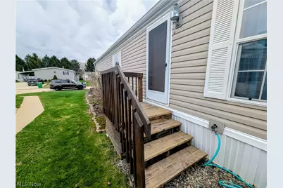 592 Sandtrap Circle, Painesville, OH 44077 - Photo 8