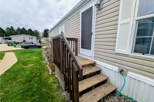 592 Sand Trap Cir, Painesville, OH 44077 - Photo 8