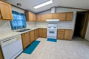 592 Sand Trap Cir, Painesville, OH 44077 - Photo 16