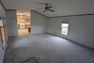 592 Sand Trap Cir, Painesville, OH 44077 - Photo 14