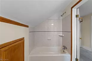 479 Newell Ave, Akron, OH 44305 - Photo 32