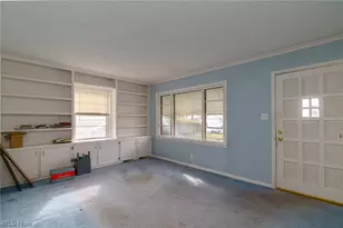 23 Wayne Ave, Akron, OH 44301 - Photo 6