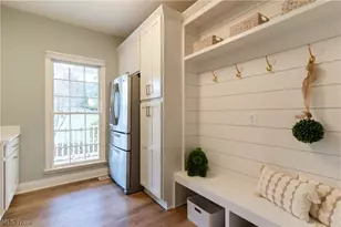 8955 Stoneybrook Dr, Grandview Heights, OH 44147 - Photo 24