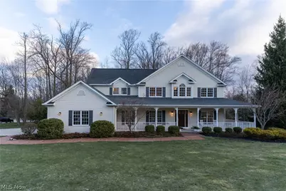 8955 Stoneybrook Drive, Grandview Heights, OH 44147 - Photo 1