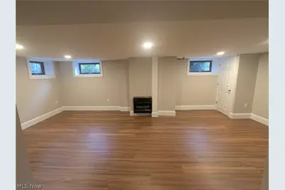 13971 Lake Avenue, Oakwood, OH 44107 - Photo 14