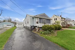 229 Elm St, Geneva, OH 44041 - Photo 2