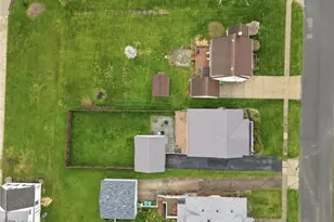 229 Elm St, Geneva, OH 44041 - Photo 32