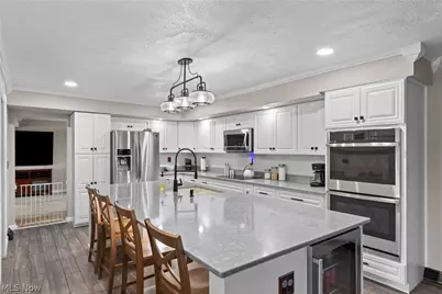 504 Greenbrier Court, Steubenville, OH 43953 - Photo 8