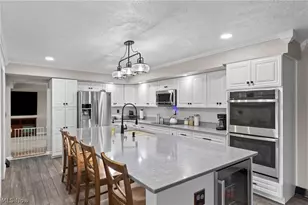 504 Greenbrier Ct, Steubenville, OH 43953 - Photo 8