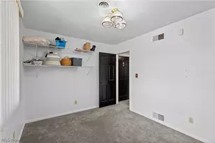 504 Greenbrier Ct, Steubenville, OH 43953 - Photo 26