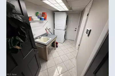 504 Greenbrier Court, Steubenville, OH 43953 - Photo 16