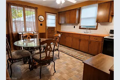 2446 Vestal Road, Youngstown, OH 44509 - Photo 4