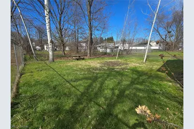 2446 Vestal Road, Youngstown, OH 44509 - Photo 20