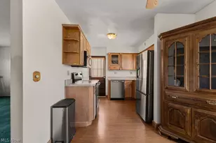 115 Arena Dr, Weirton, WV 26062 - Photo 10