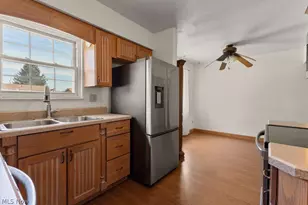 115 Arena Dr, Weirton, WV 26062 - Photo 14